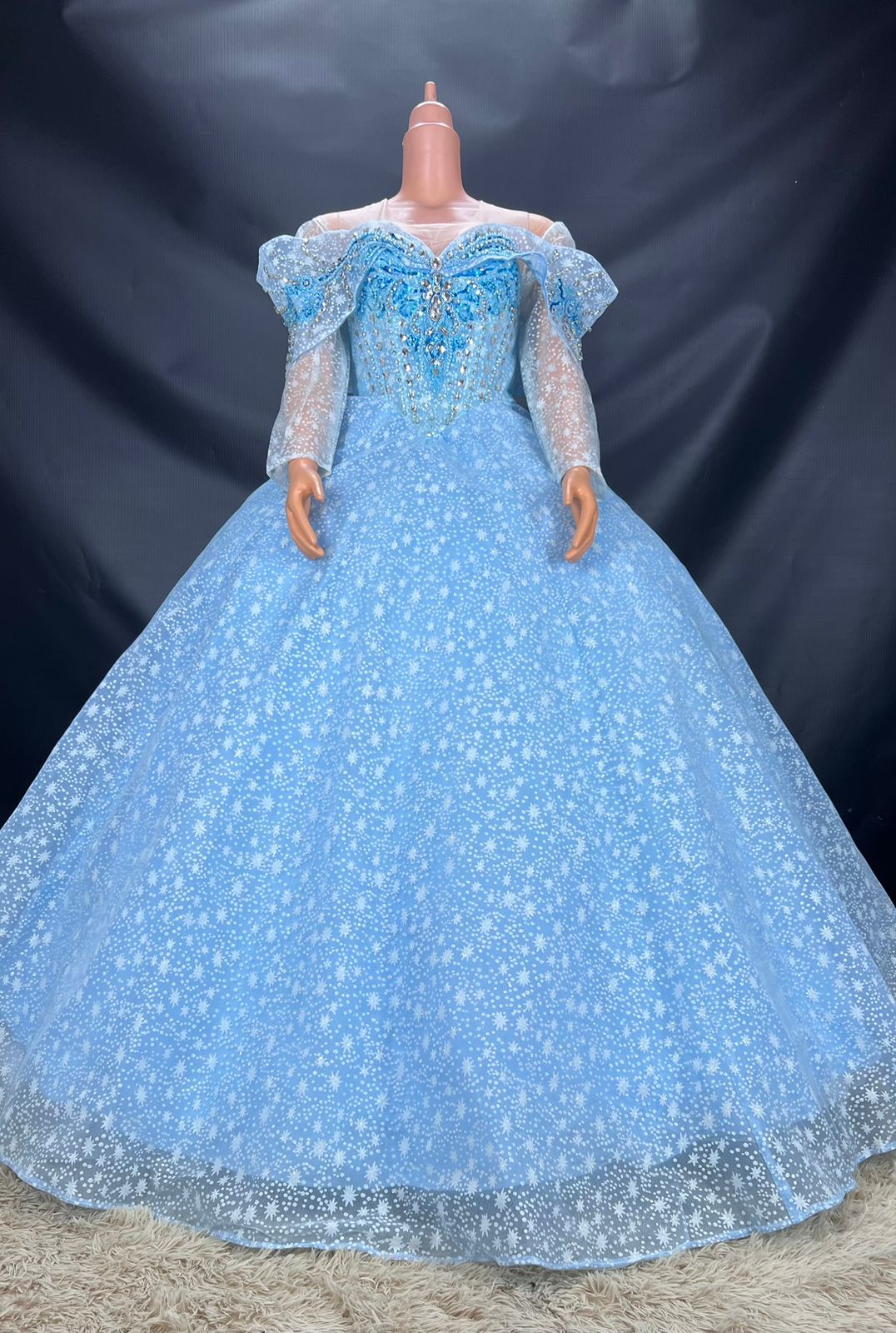 LIGHT BLUE LONG SLEEVE WEDDING DRESS